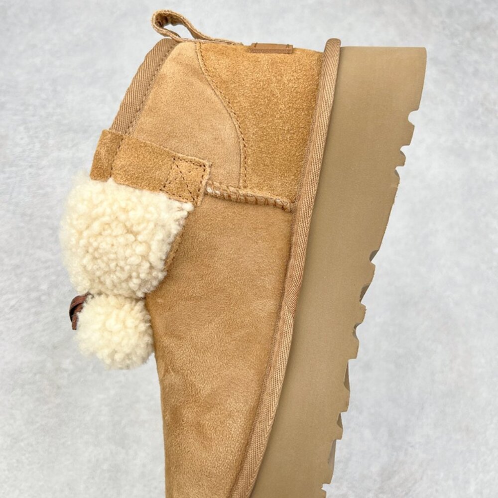 UGG Winter Flat Boots Brown - Picture 7 of 9